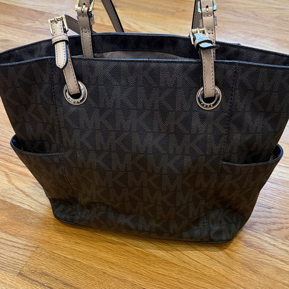 Michael Kors Dark Brown Signature Tote - Picture 1 of 5